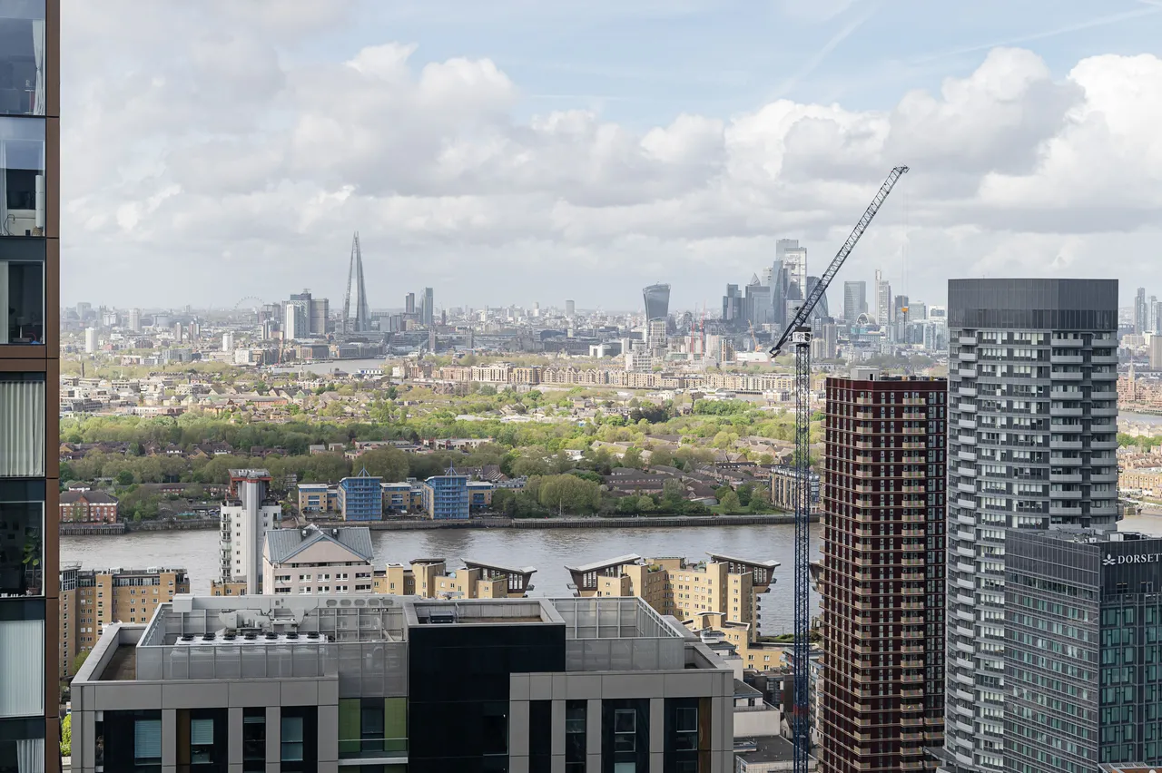 London, E14, photo 24