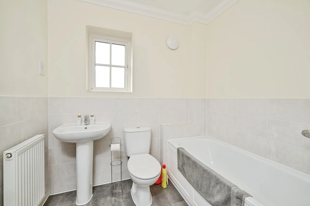 Tayberry Close, Ely, CB6, photo 18