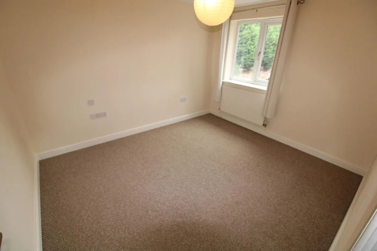 Saddlers Court, Swadlincote, DE12, photo 7
