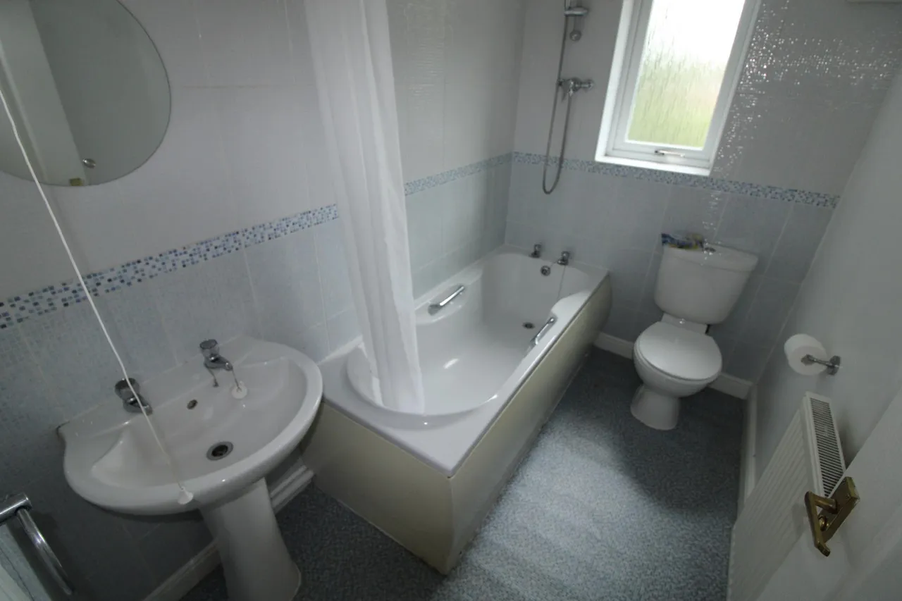 Saddlers Court, Swadlincote, DE12, photo 10