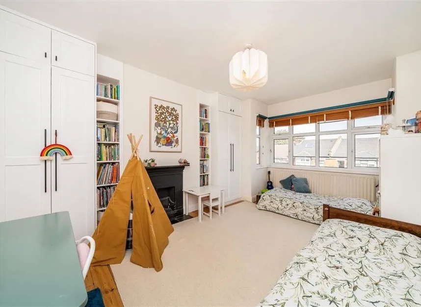 Bramshot Avenue, Charlton, SE7, photo 9