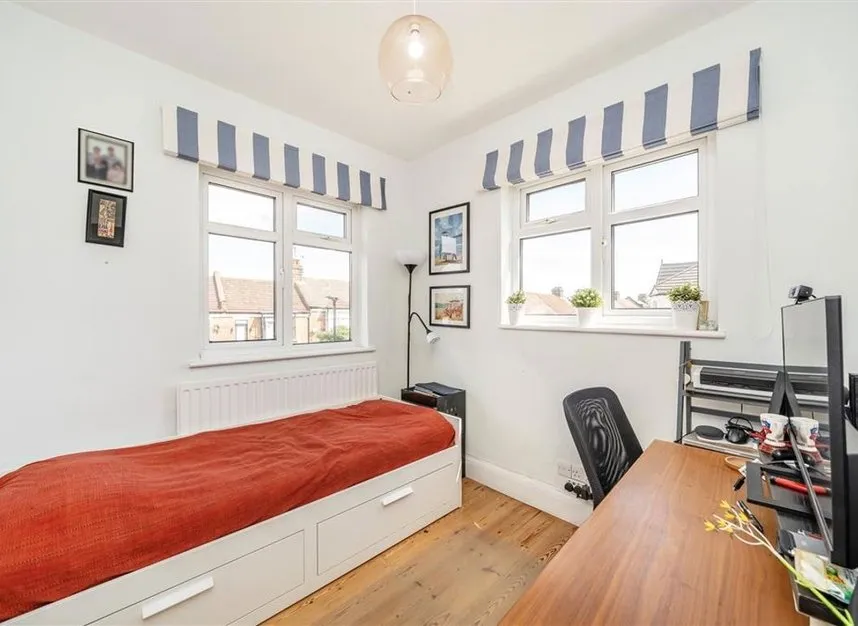 Bramshot Avenue, Charlton, SE7, photo 10