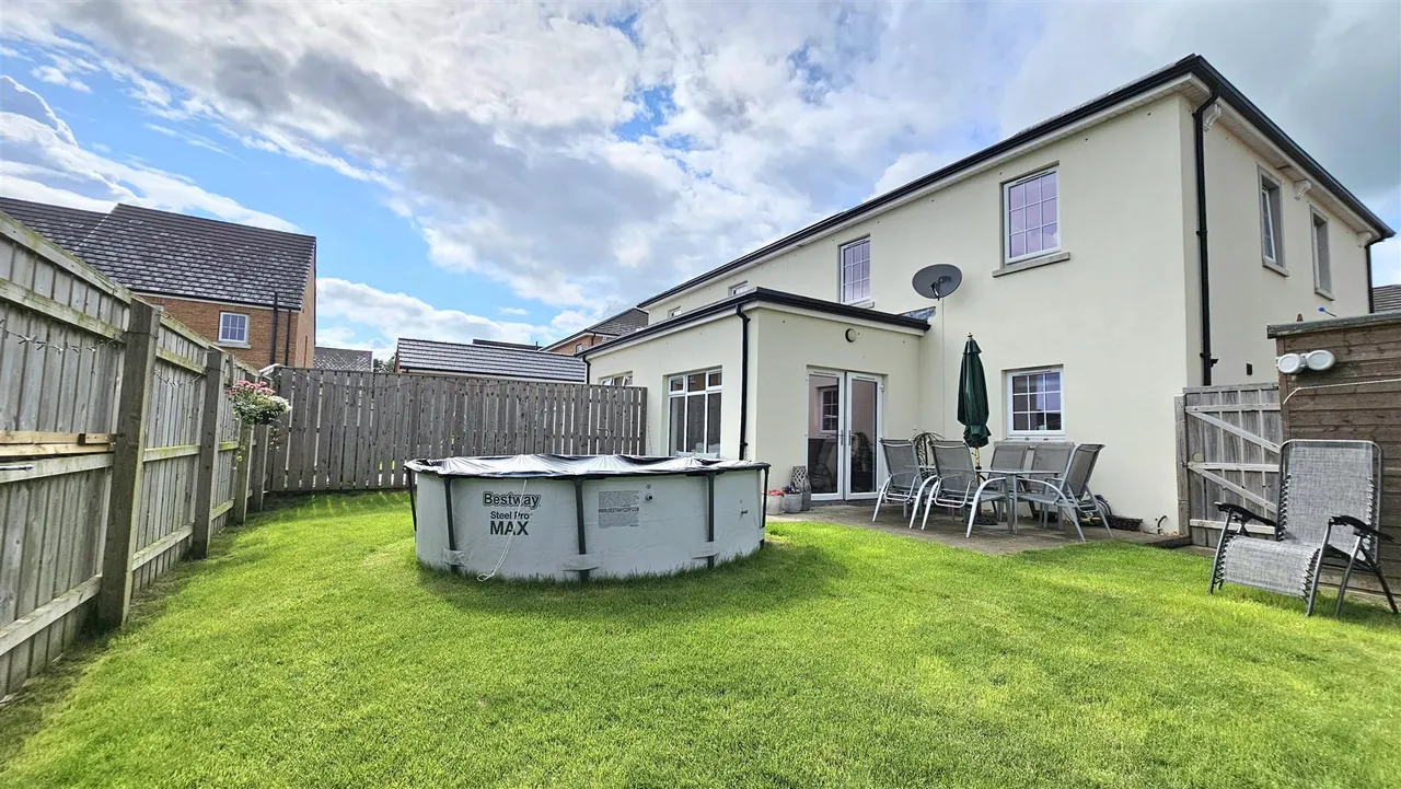 Bashford Park Hill, Carrickfergus, BT38, photo 22