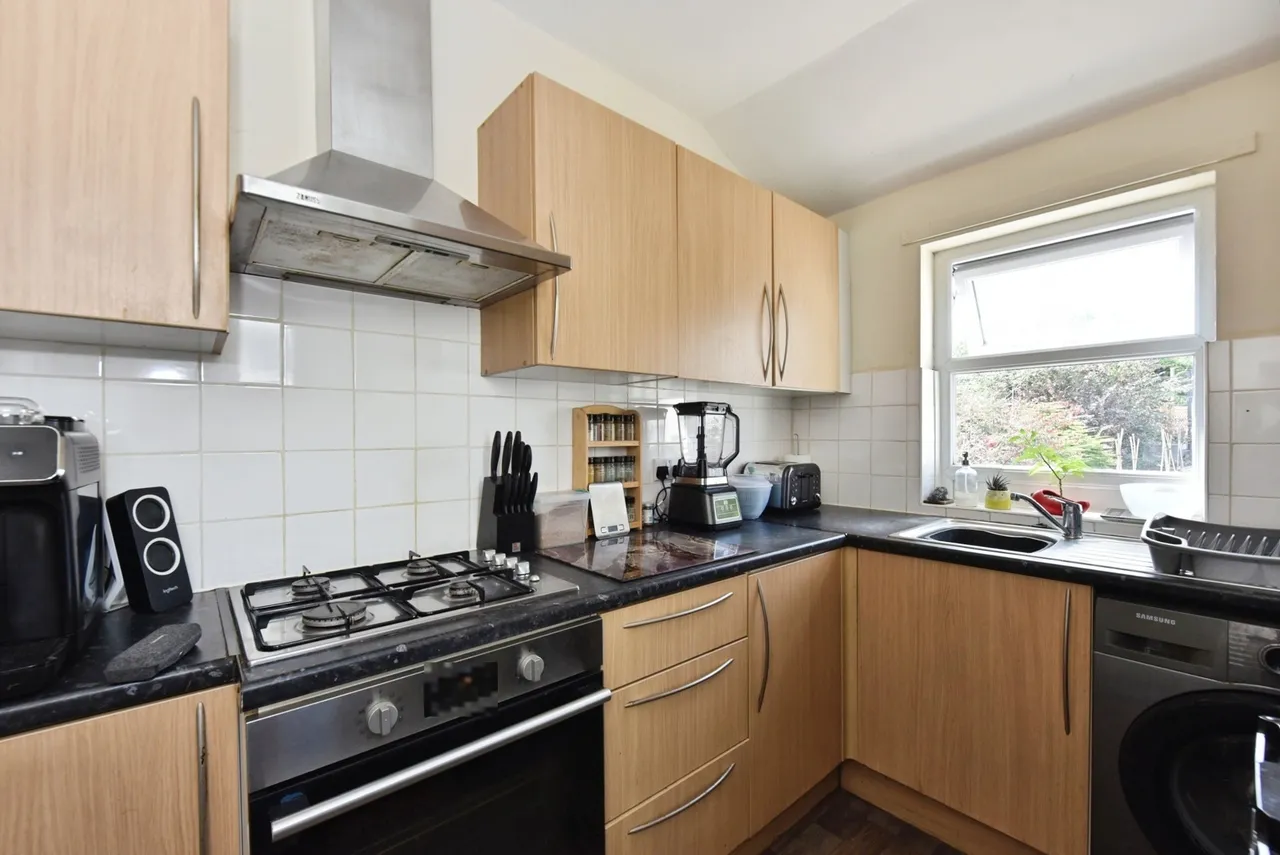 Dykes Hall Road, Sheffield, S6, photo 2