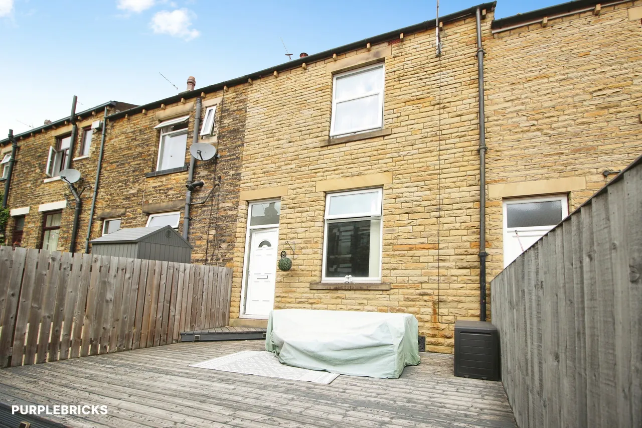 Howard Park, Cleckheaton, BD19, photo 3