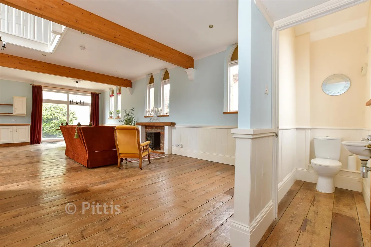 Heath Road, Sandown, PO36, photo 6