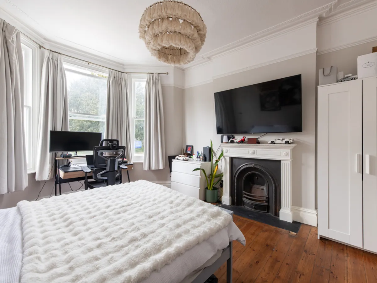 Fulham Palace Road, London, SW6, photo 7