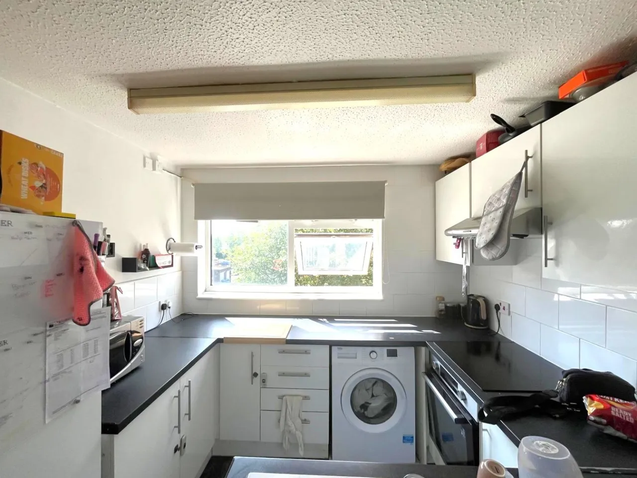 Hazelmere Close, Leatherhead, KT22, photo 4