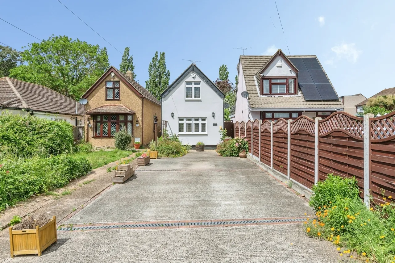 3 bed house for sale — Lambs Lane South, RAINHAM, Essex, RM13