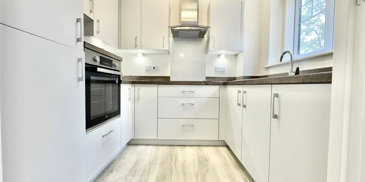 Hooton Road, Willaston, CH64, photo 6