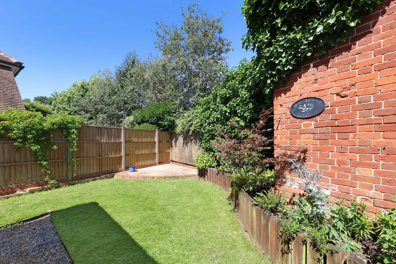 Wycombe End, Beaconsfield, HP9, photo 16