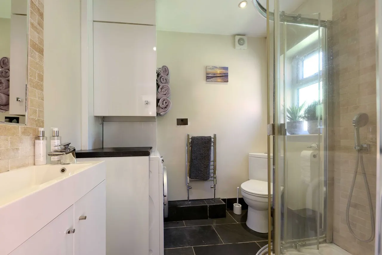 Wycombe End, Beaconsfield, HP9, photo 9
