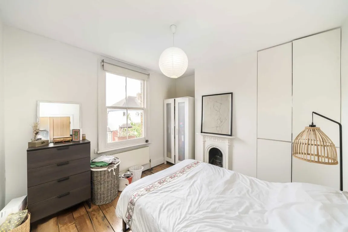 Talbot Road, TW2, photo 4