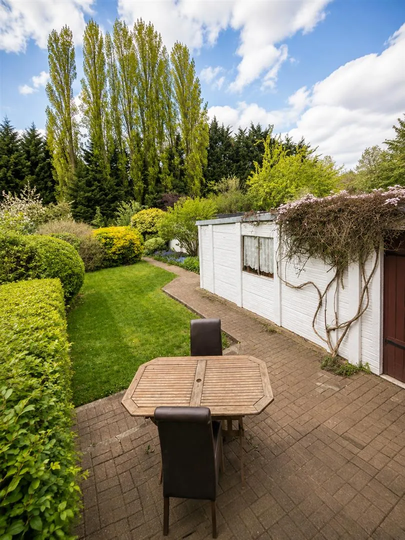 Birchen Grove, London, NW9, photo 9