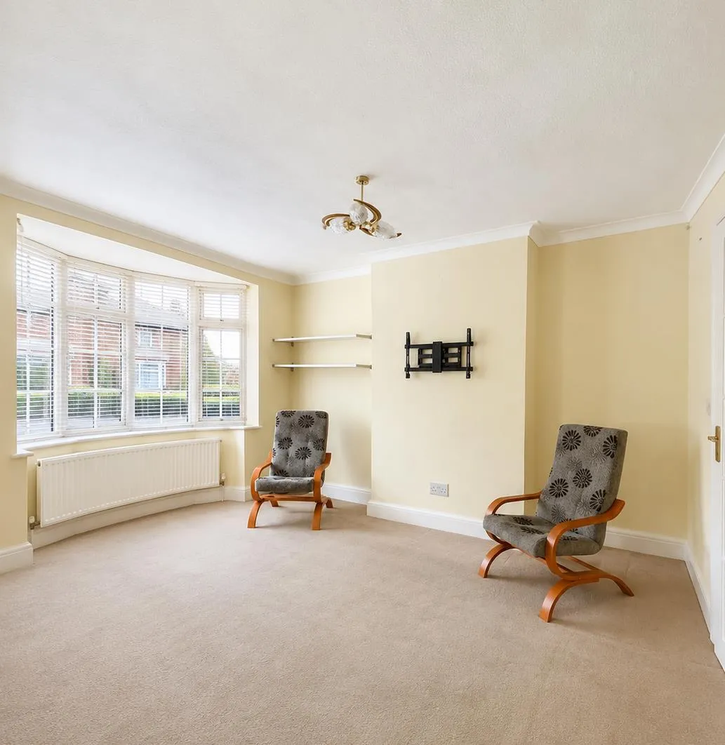 Birchen Grove, London, NW9, photo 2