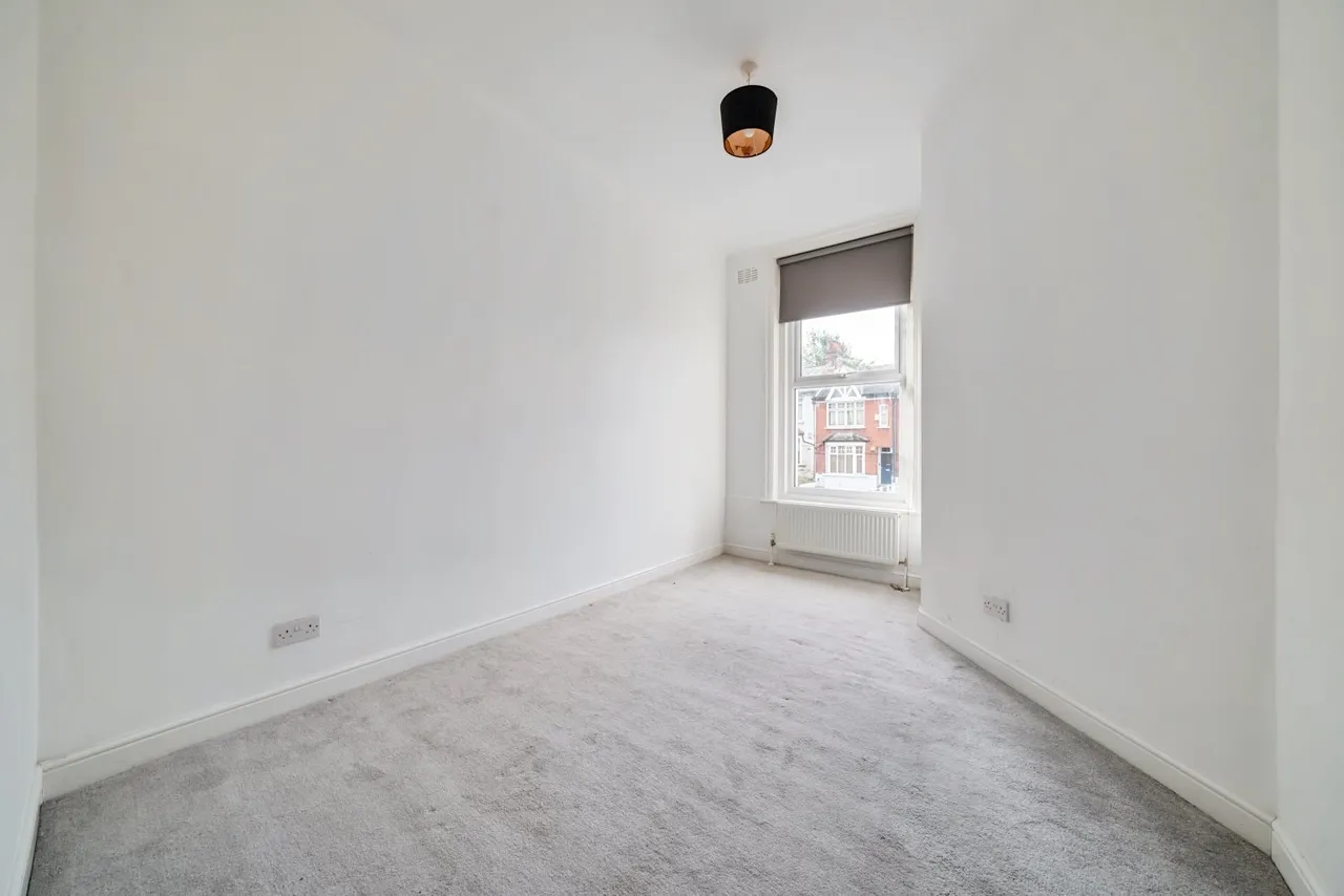 Brownhill Road, Catford, SE6, photo 8