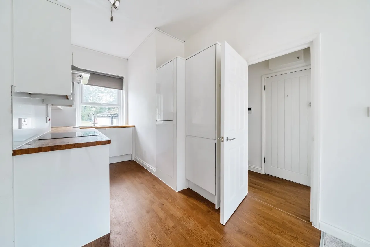 Brownhill Road, Catford, SE6, photo 4
