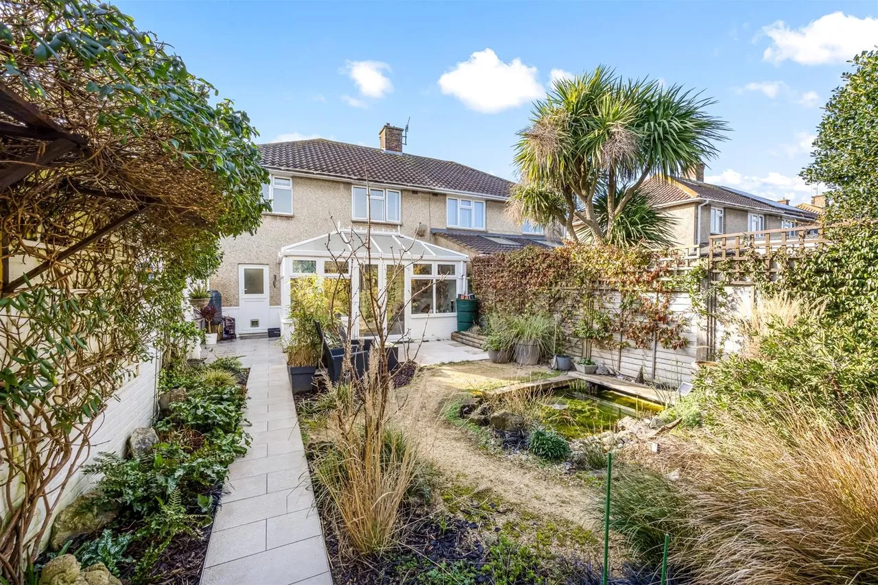 Nutley Crescent, Goring-By-Sea, Worthing, photo 9
