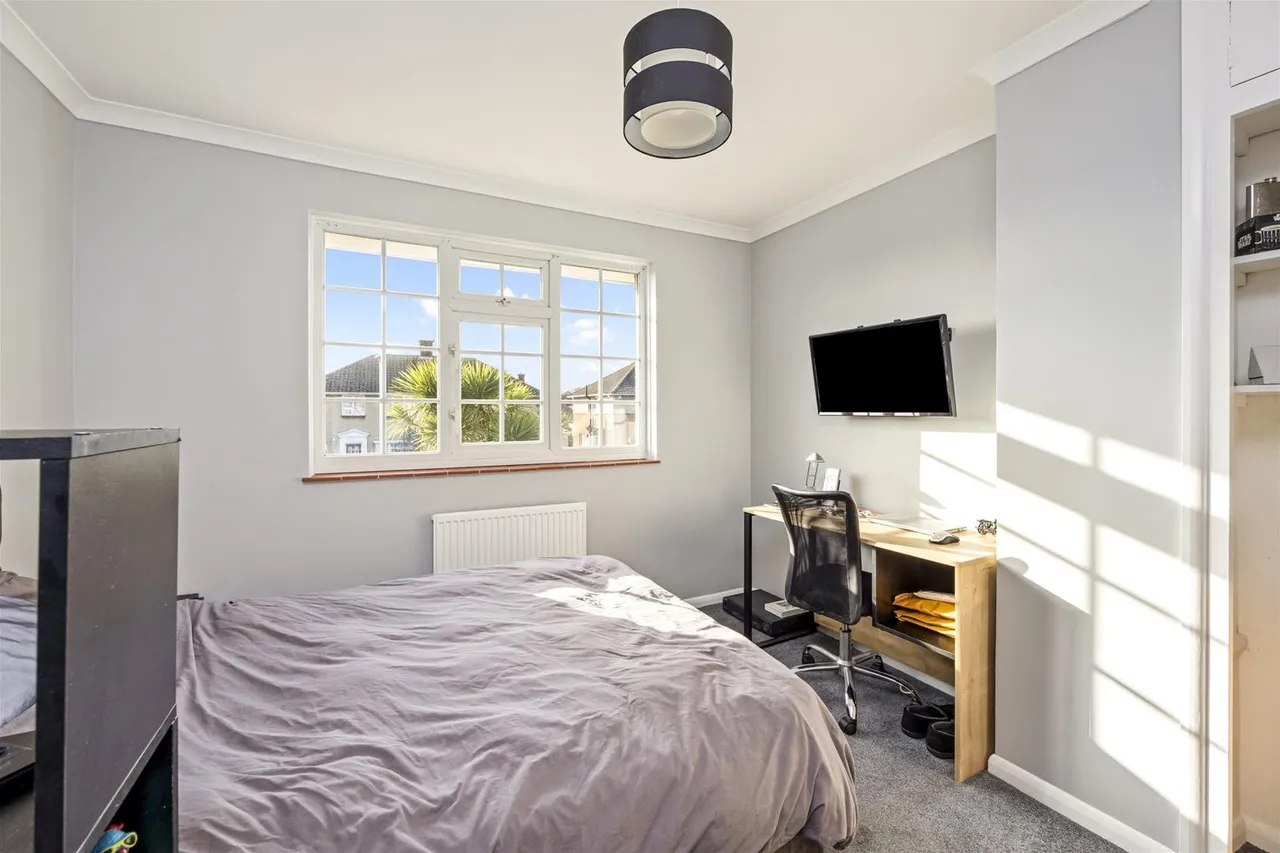 Nutley Crescent, Goring-By-Sea, Worthing, photo 21