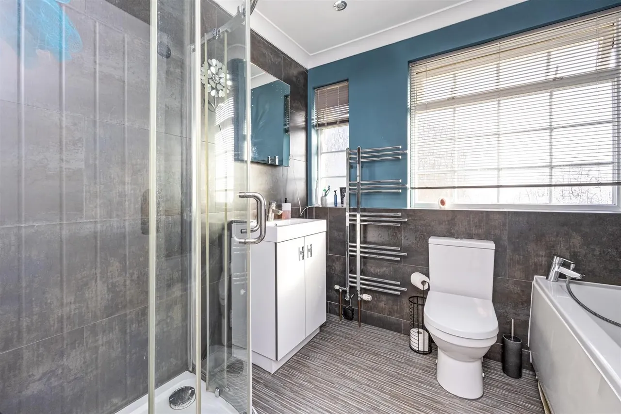 Nutley Crescent, Goring-By-Sea, Worthing, photo 15