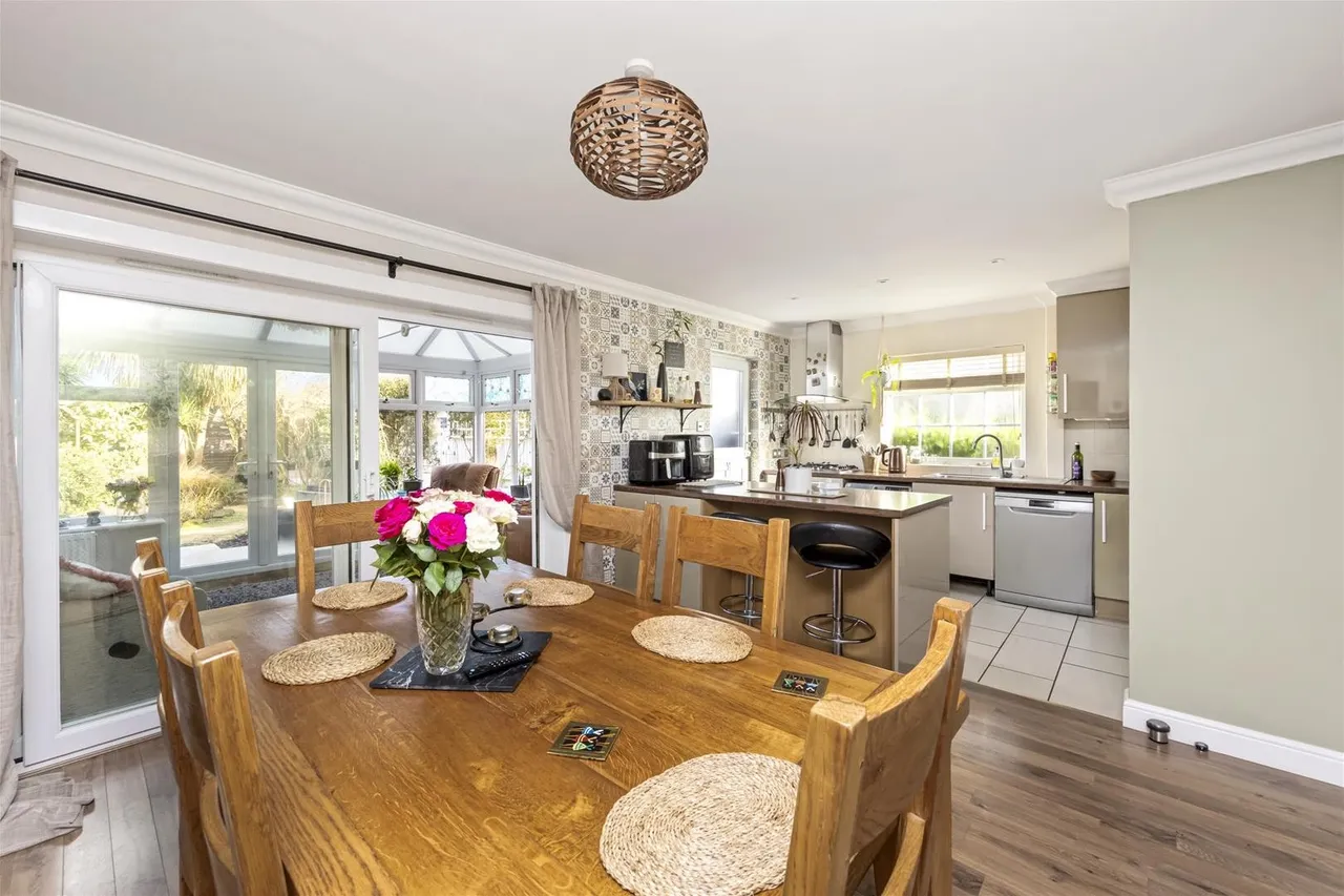 Nutley Crescent, Goring-By-Sea, Worthing, photo 20