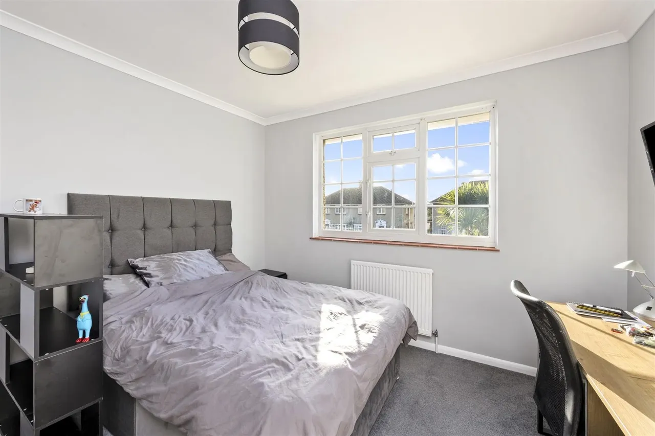 Nutley Crescent, Goring-By-Sea, Worthing, photo 14