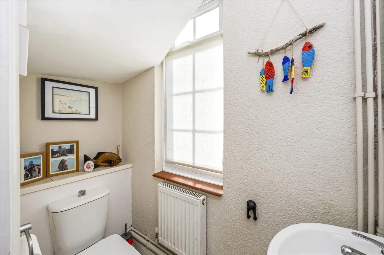 Nutley Crescent, Goring-By-Sea, Worthing, photo 19