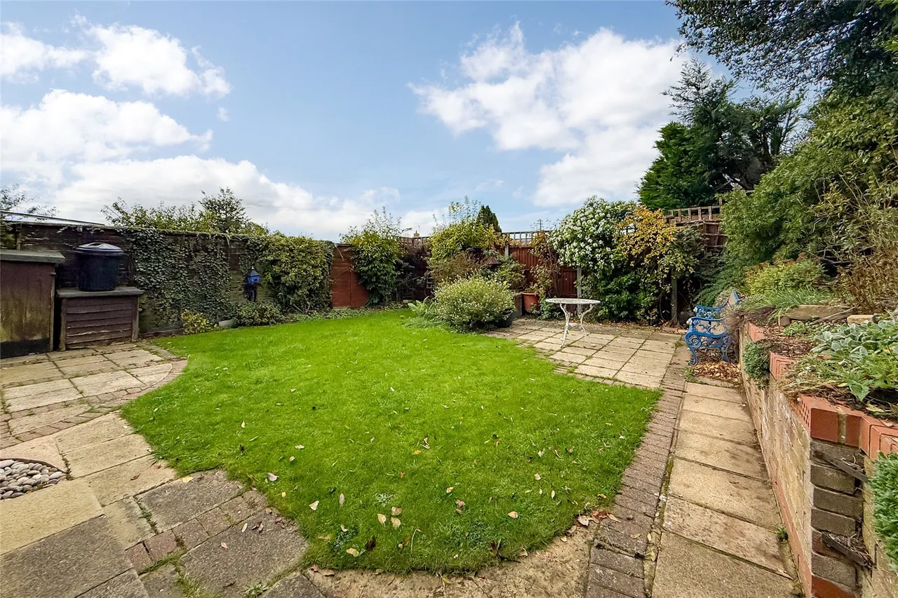 Hardwicke Place, St. Albans, Hertfordshire, AL2 1PX, photo 12