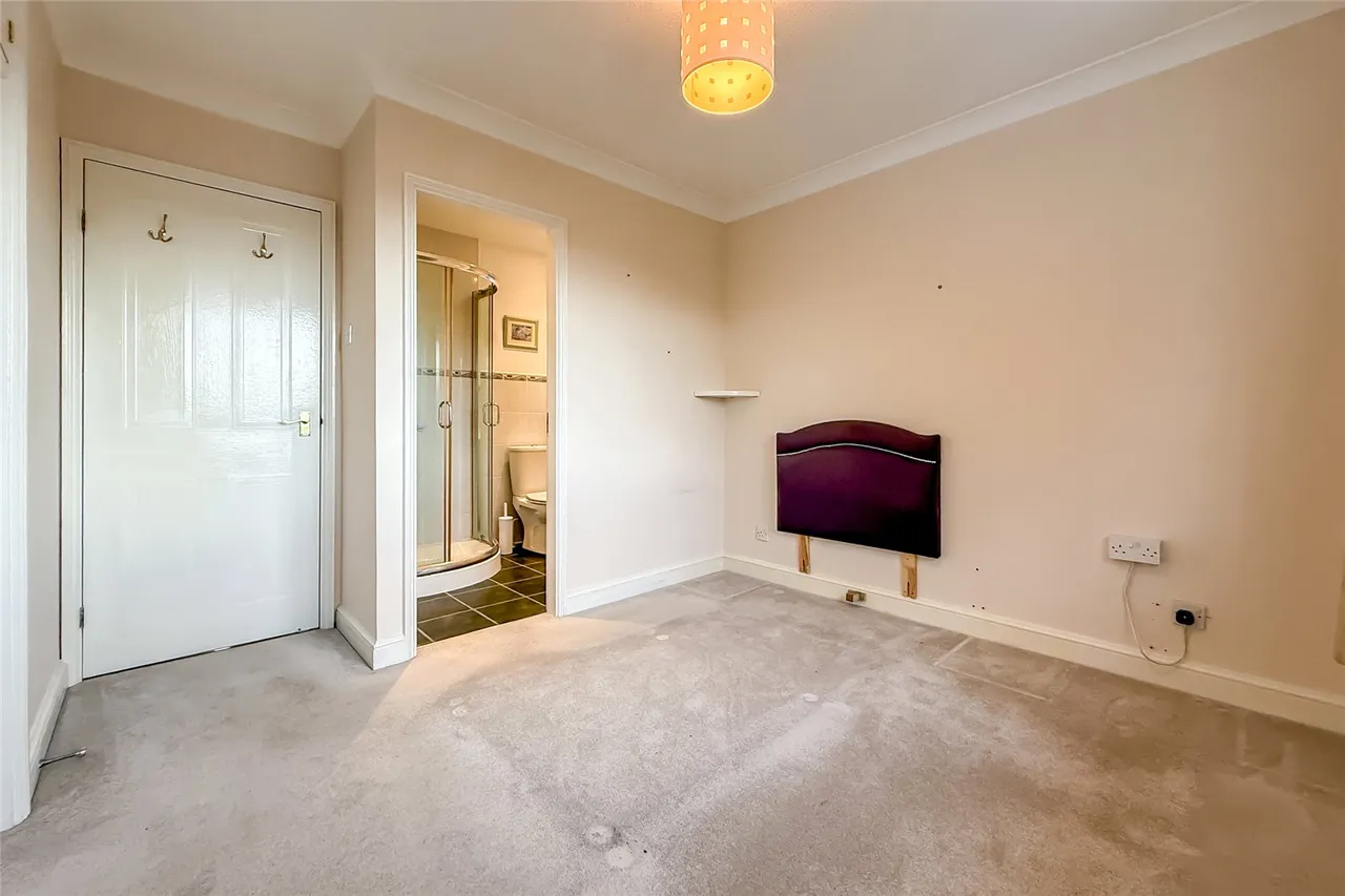Hardwicke Place, St. Albans, Hertfordshire, AL2 1PX, photo 10
