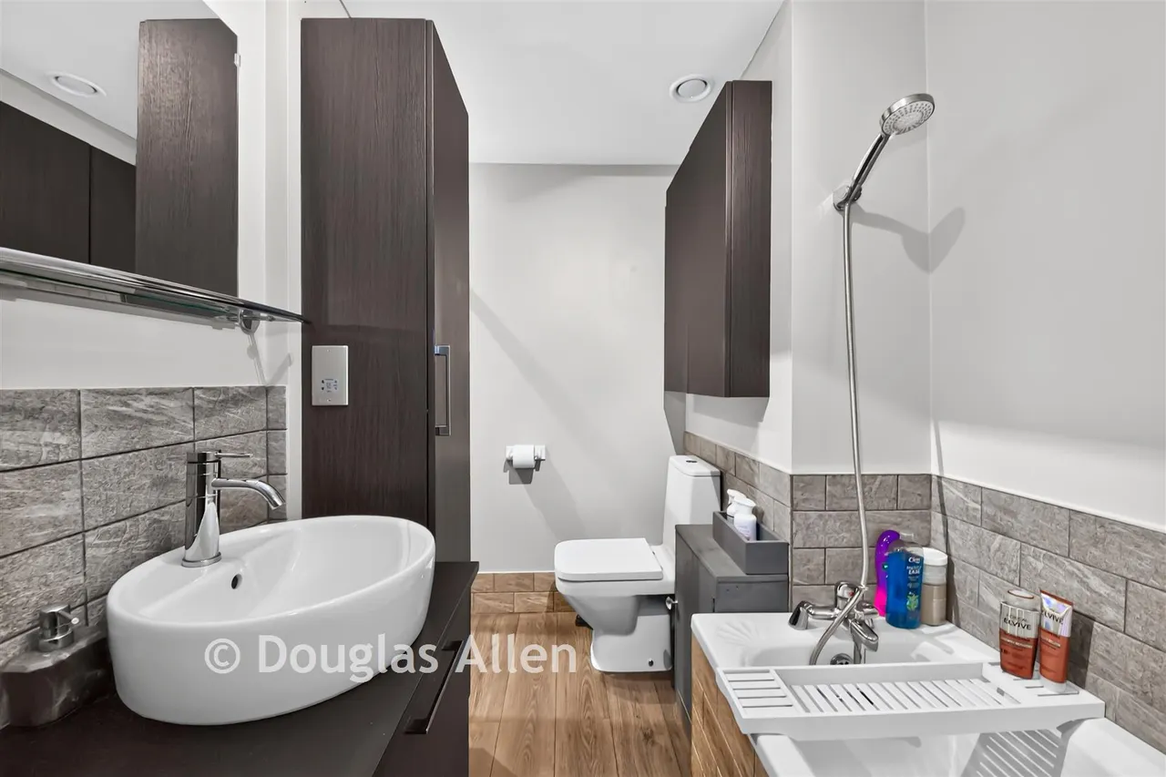 Croppath Road, Dagenham, RM10, photo 9
