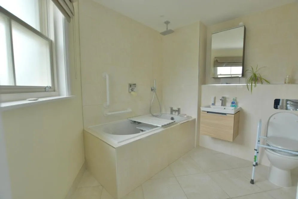 Fleur De Lis, East Borough, BH21, photo 10
