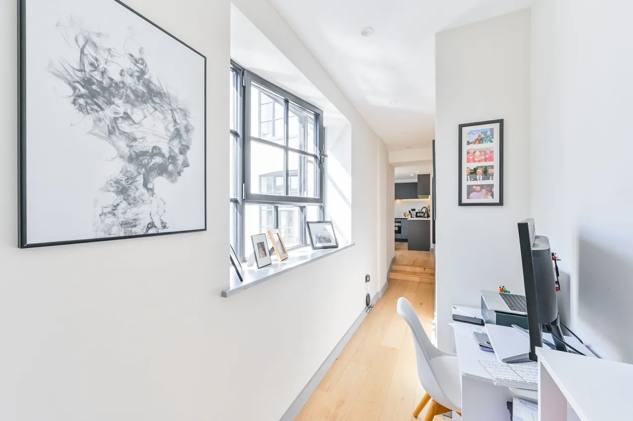 Flat 5, 324 Harrow Road, London, photo 7