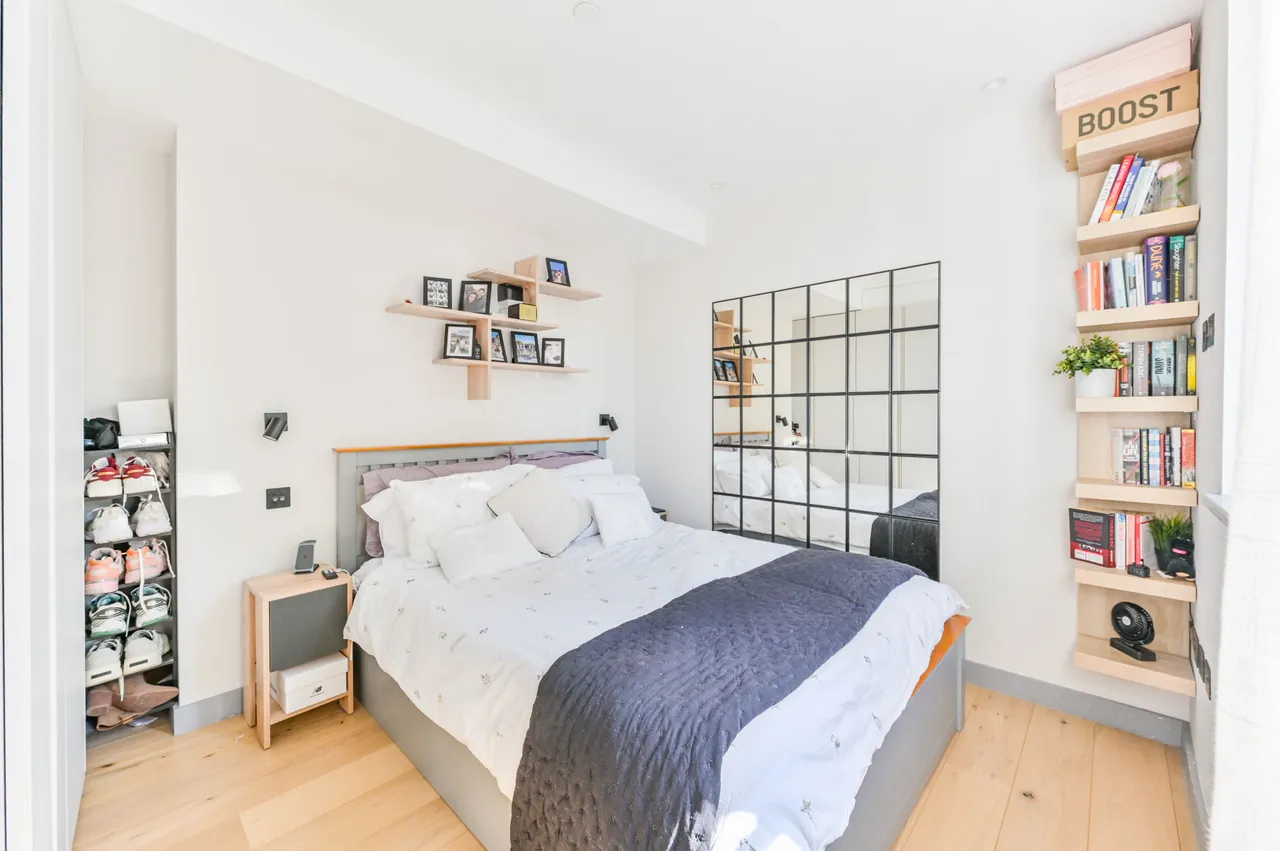 Flat 5, 324 Harrow Road, London, photo 5