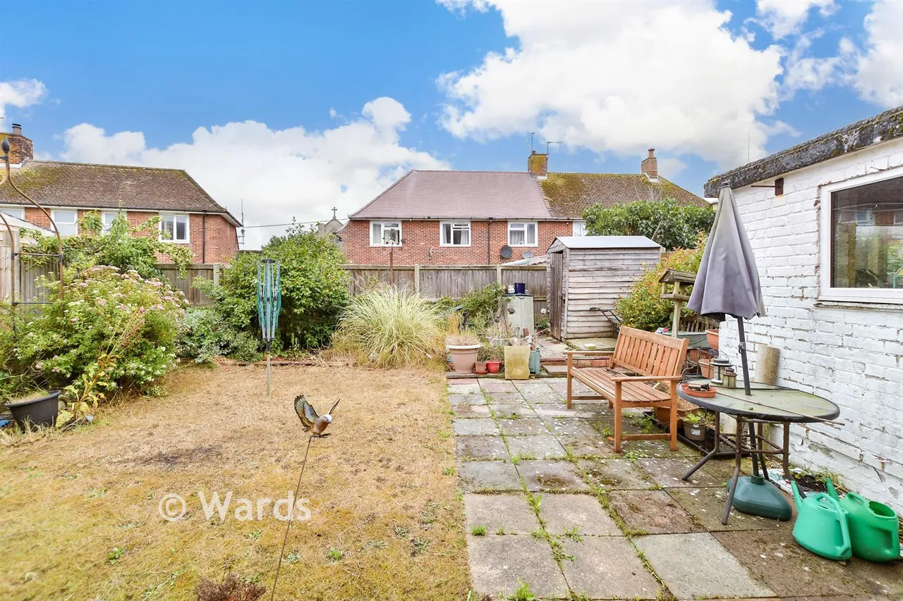 The Green, Lydd, TN29, photo 13