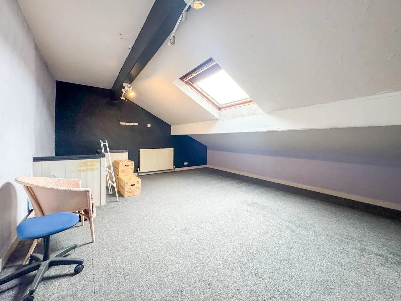 Victoria Place, Honley, photo 11