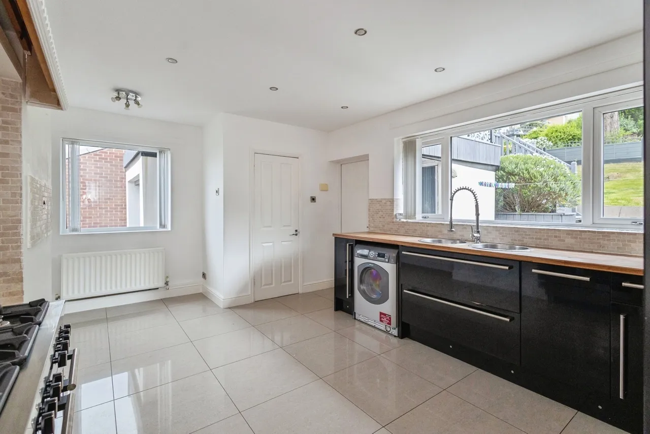 Fern Crescent, Stalybridge, Greater Manchester, SK15, photo 8