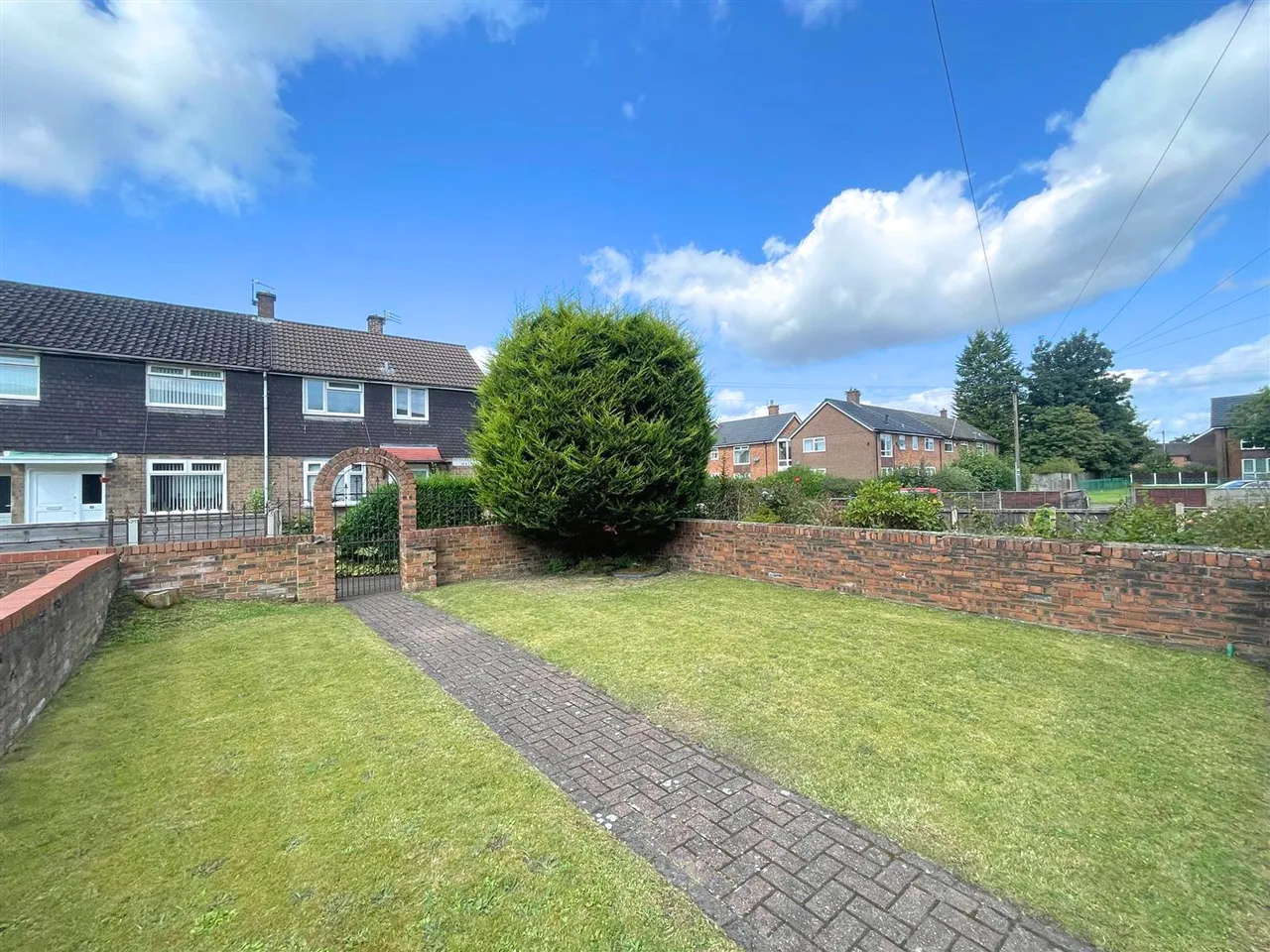 Hedgelands Walk, Sale, photo 23