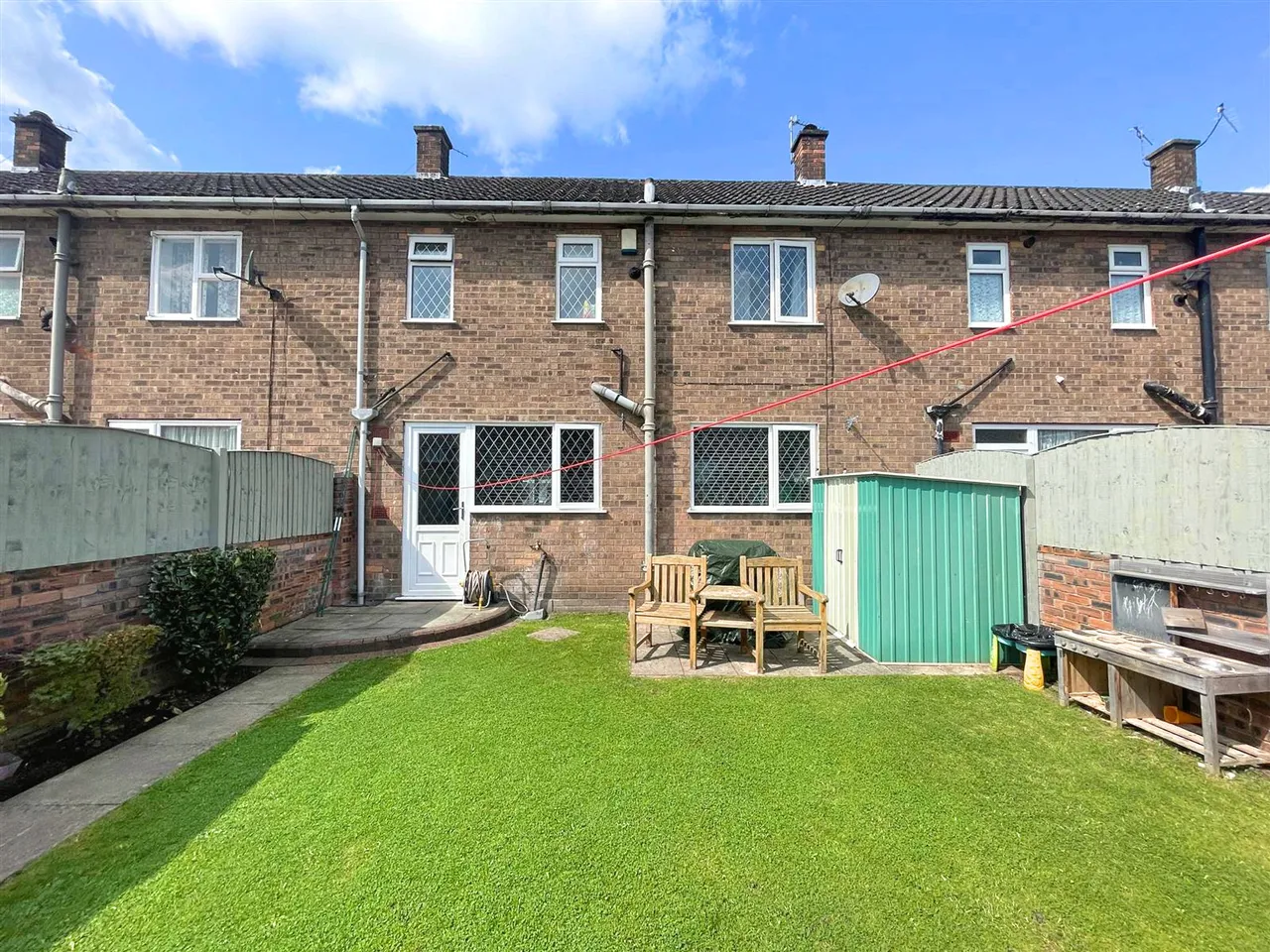 Hedgelands Walk, Sale, photo 22