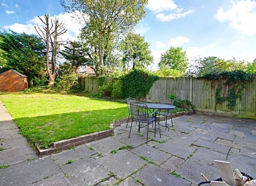 Avondale Avenue, North Finchley, N12, photo 8