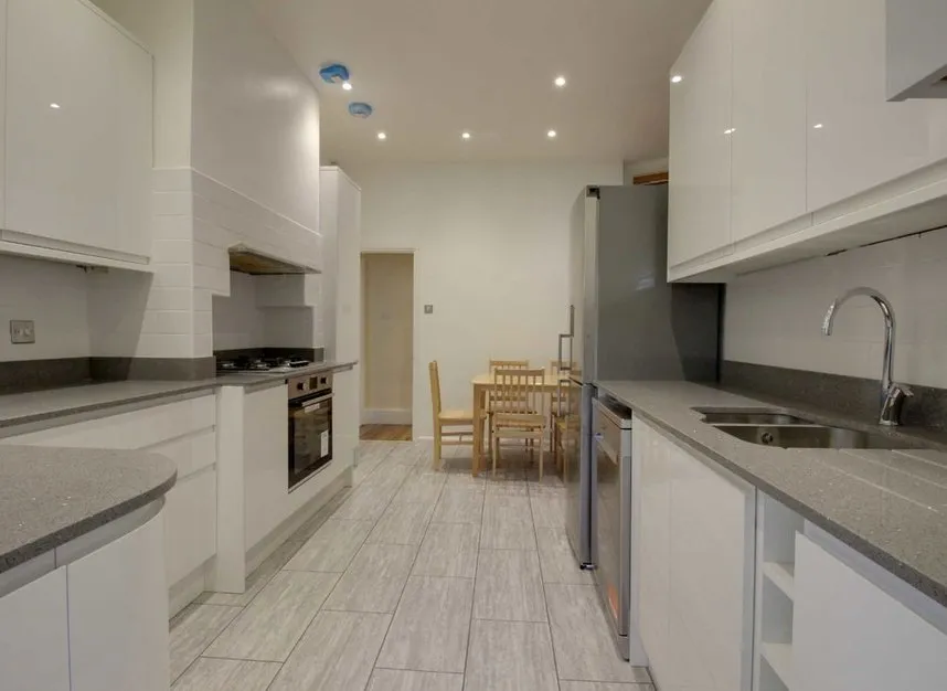 Avondale Avenue, North Finchley, N12, photo 4