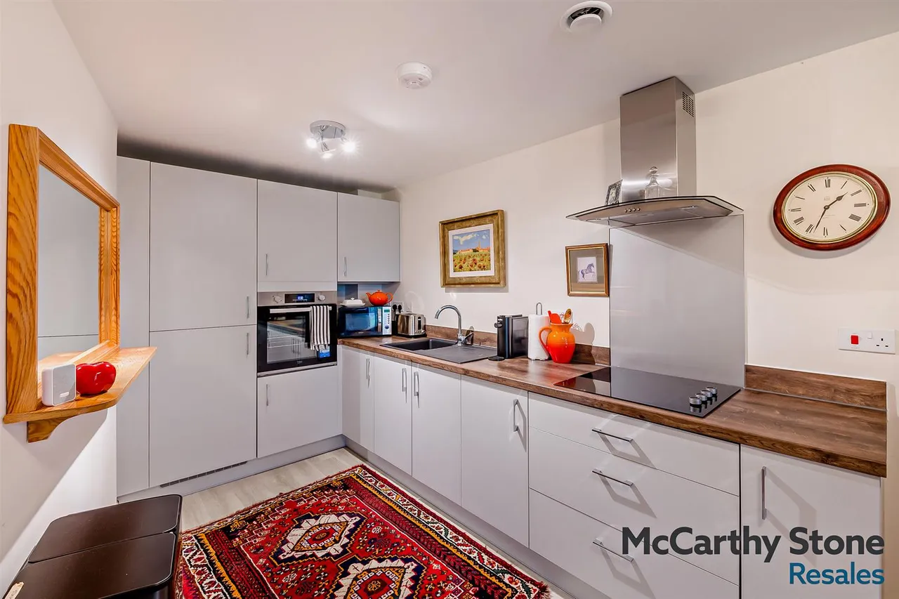 Langholm Close, Beverley, HU17, photo 5