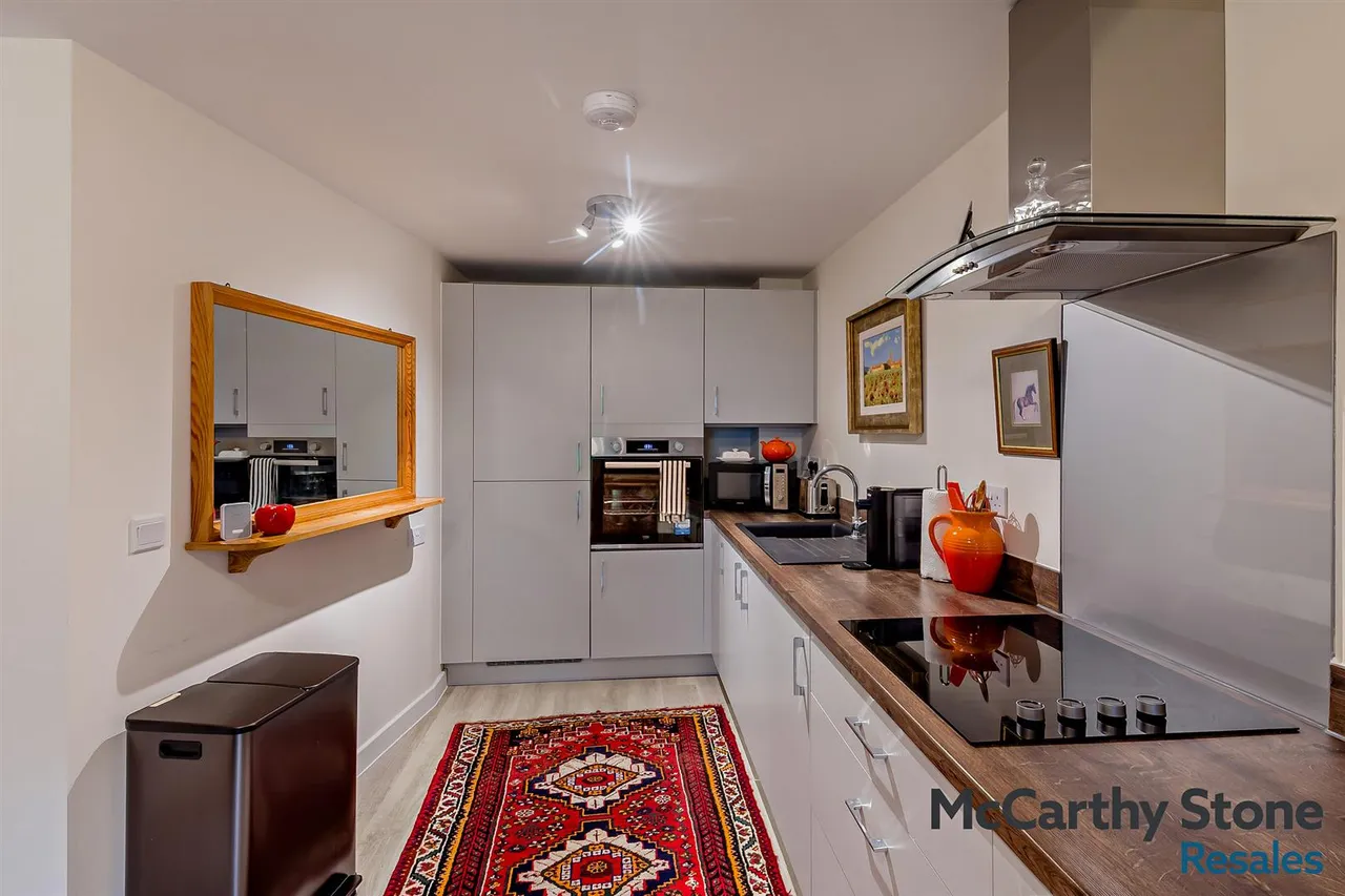 Langholm Close, Beverley, HU17, photo 10