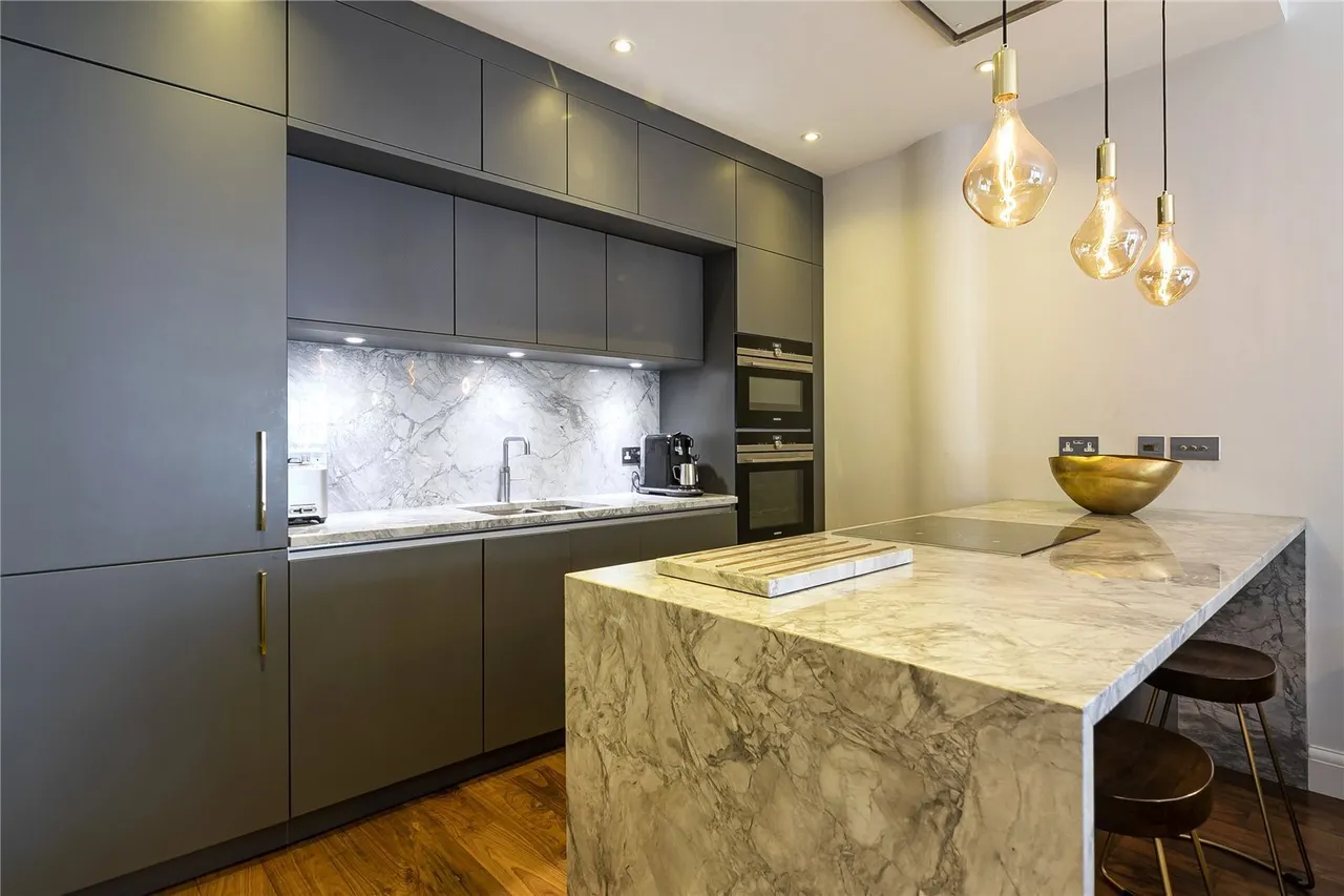 Herbal Hill, London, EC1R, photo 11