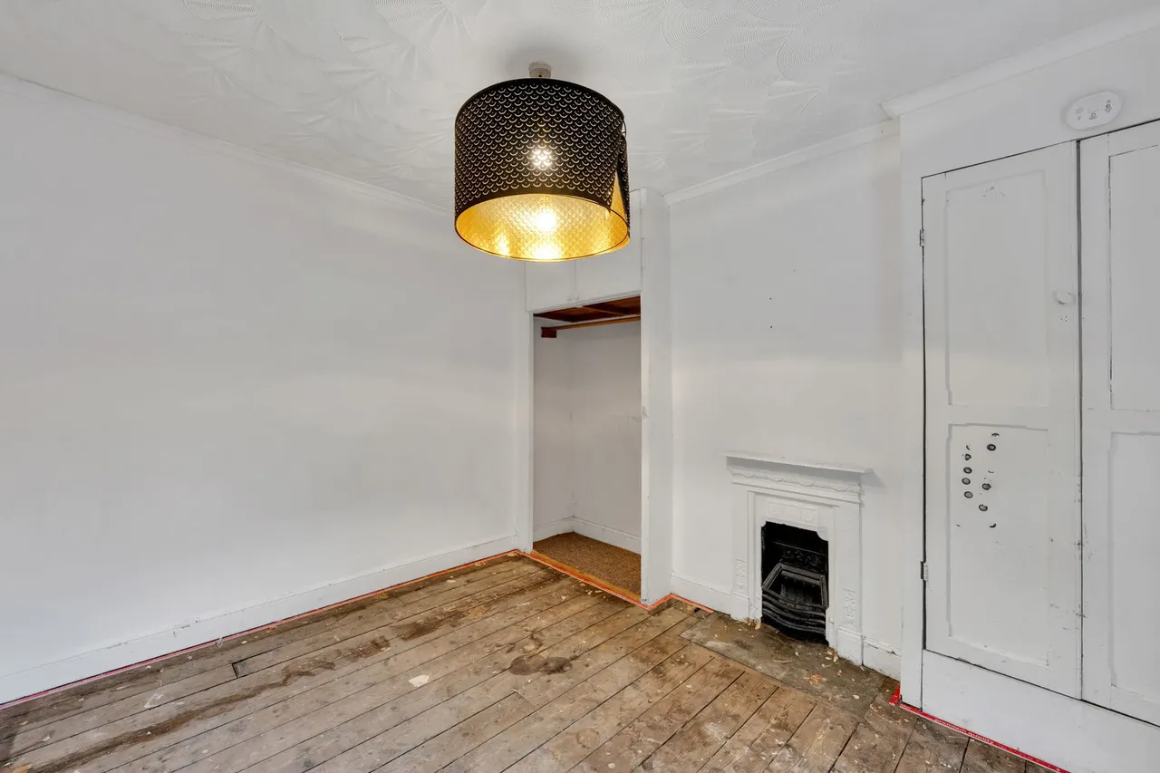 Cleaves Terrace, Pontypool, photo 9