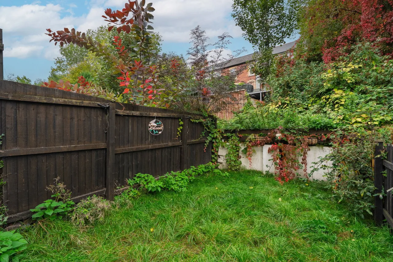 Cleaves Terrace, Pontypool, photo 15