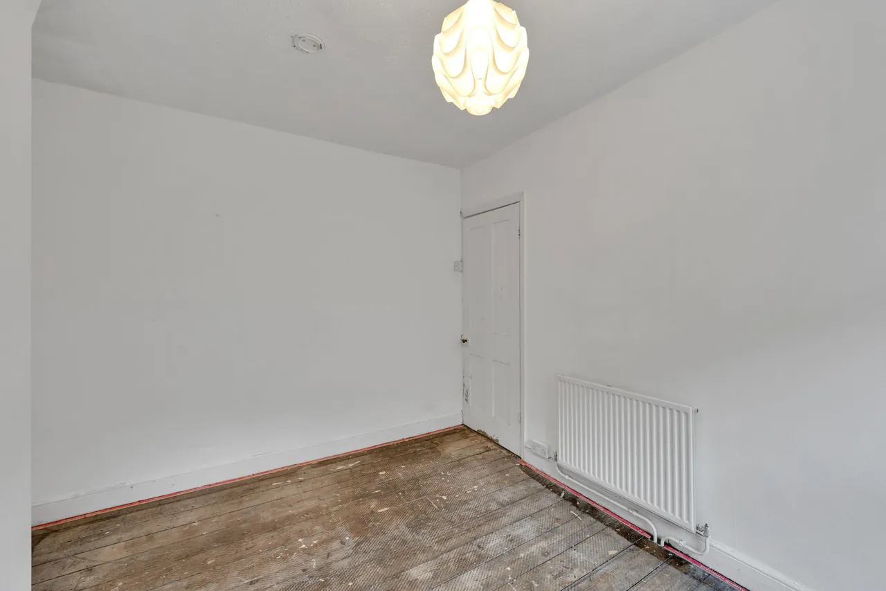 Cleaves Terrace, Pontypool, photo 11