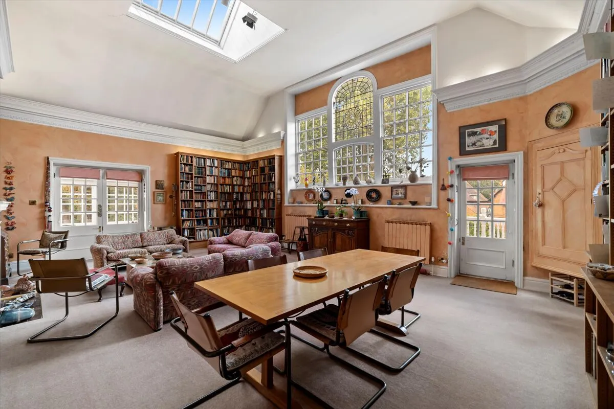 5 bed flat for sale, Newton Grove, London, W4