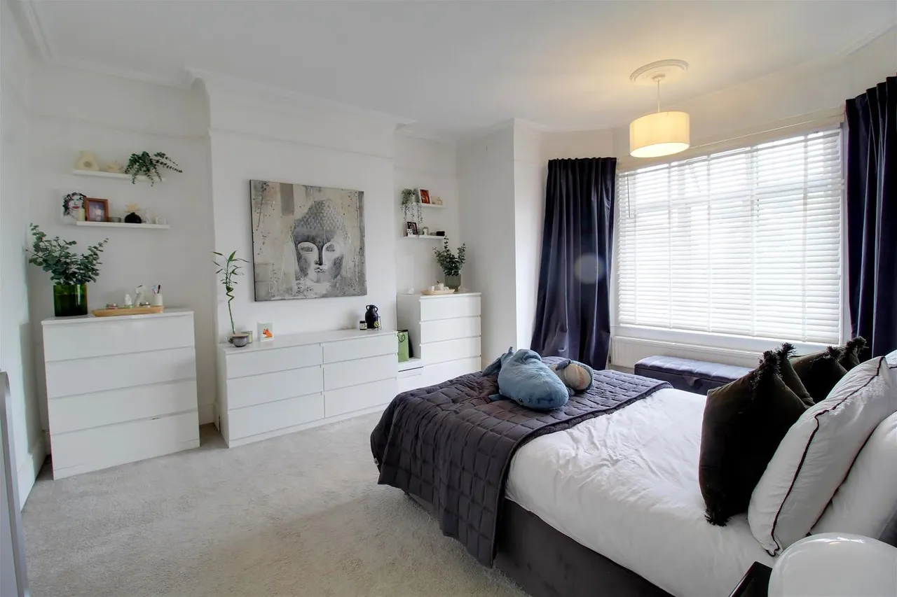 Park Avenue, Potters Bar EN6 5EJ, photo 16