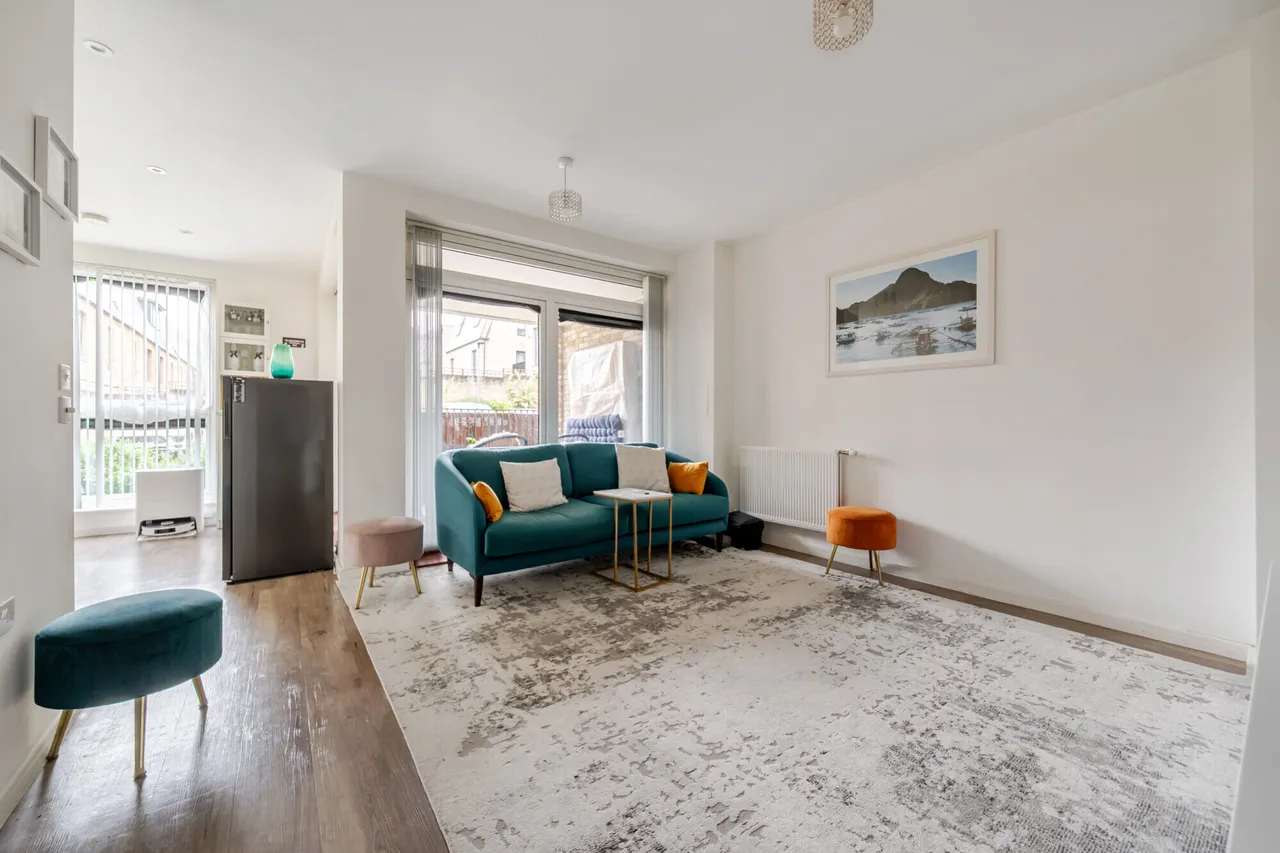 4 Hera Avenue, Barnet, EN5, photo 2
