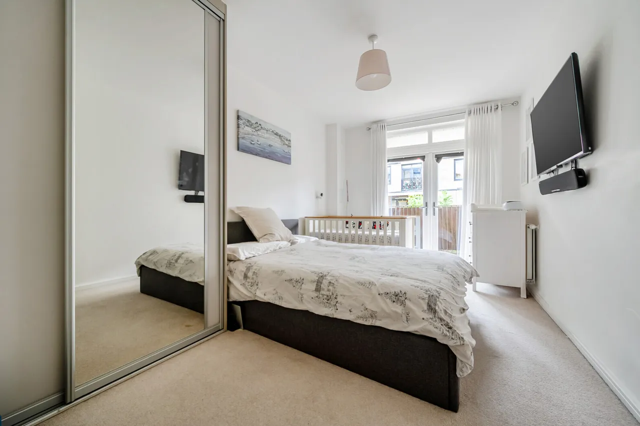 4 Hera Avenue, Barnet, EN5, photo 5